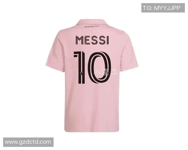 世界著名足球球星详细资料与经典球衣号码全收录大全