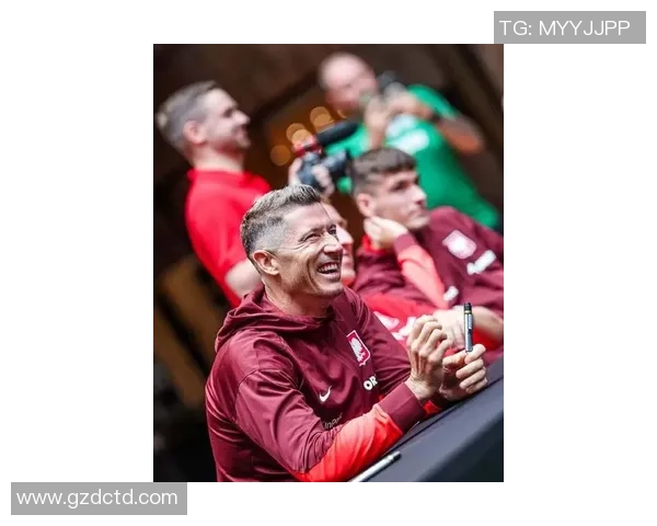 波兰足球队的明星球员盘点及其在国际赛场上的精彩表现