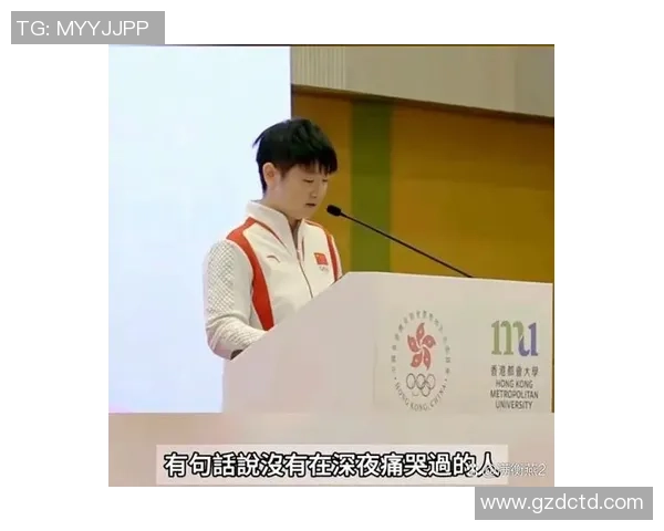 足球明星重返母校传递梦想与奋斗精神激励学子奋勇前行