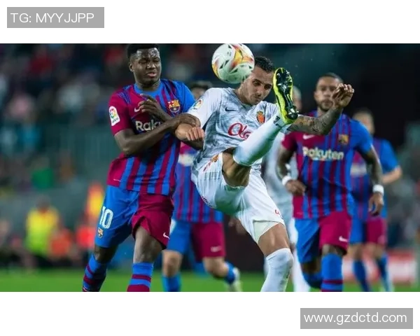 足球界最具争议的十大恶犯球星排名揭秘 足球界最具争议的十大恶犯球星排名揭秘